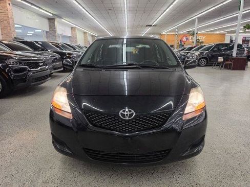 Used 2012 Toyota Yaris Sedan FWD image 3