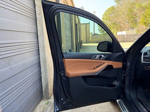 Used 2019 BMW X5 xDrive40i w/ Convenience Package image 26