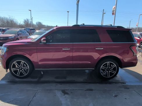 Used 2021 Ford Expedition Limited image 6