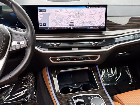 Used 2024 BMW X5 xDrive40i w/ Premium Package AWD/4WD image 36