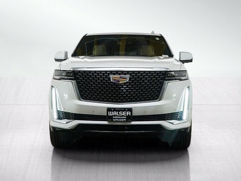 Used 2021 Cadillac Escalade ESV Premium Luxury AWD/4WD image 11
