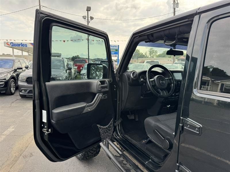 Used 2012 Jeep Wrangler Unlimited Sport AWD/4WD image 21