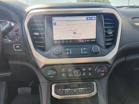 Used 2022 GMC Acadia Denali w/ GMC Pro Grade Package AWD/4WD image 21