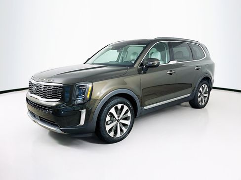 Used 2020 Kia Telluride S FWD image 3