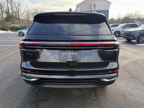 Used 2024 Lincoln Nautilus Reserve image 6