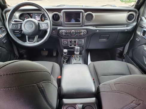 Used 2023 Jeep Wrangler Unlimited w/ Cold Weather Group AWD/4WD image 16