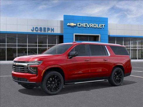 New 2026 Chevrolet Suburban Premier AWD/4WD image 2