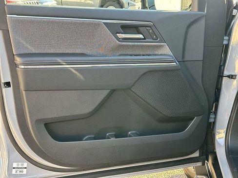 New 2026 GMC Sierra EV Elevation image 18