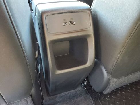 Used 2024 Buick Envista Preferred w/ Convenience I Package FWD image 30