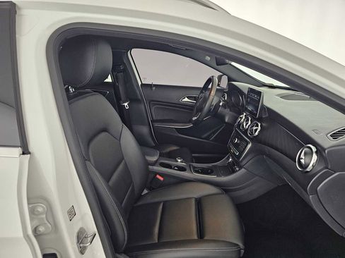 Used 2019 Mercedes-Benz GLA 250 image 10