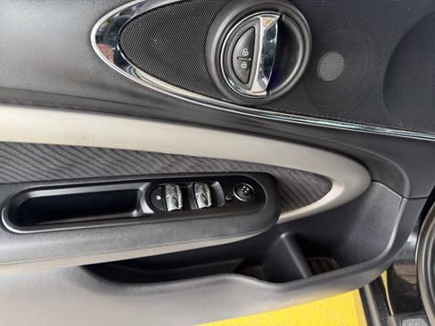 Used 2016 MINI Cooper Clubman FWD image 7