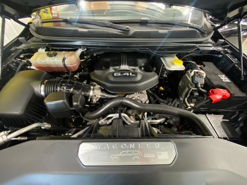 Used 2022 Jeep Grand Wagoneer Series III w/ Flexible Seating Group image 21