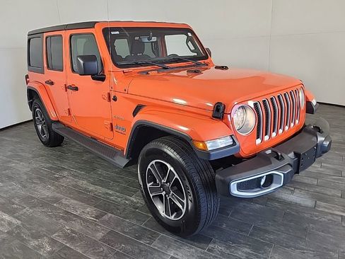 Used 2023 Jeep Wrangler Sahara image 3