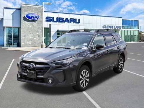 Used 2024 Subaru Outback Premium AWD/4WD image 3