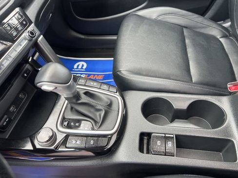 Used 2024 Kia Seltos SX w/ SX Sunroof Package AWD/4WD image 14