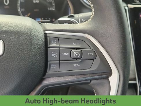 Used 2023 Jeep Grand Cherokee L Limited w/ Luxury Tech Group II RWD image 22