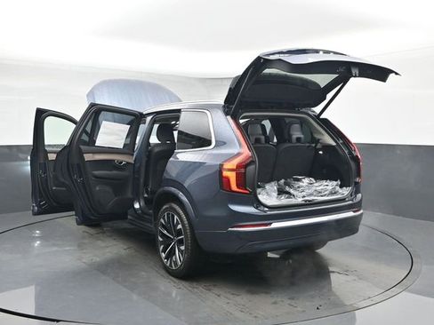 New 2026 Volvo XC90 B6 Plus w/ Protection Package Premier image 55
