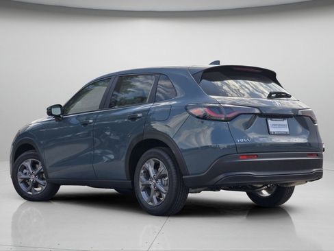 New 2027 Honda HR-V LX image 6