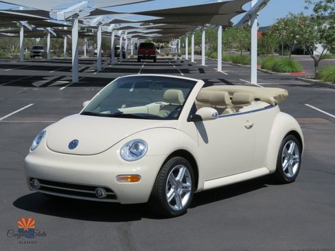 Used 2004 Volkswagen Beetle GLS FWD image 7