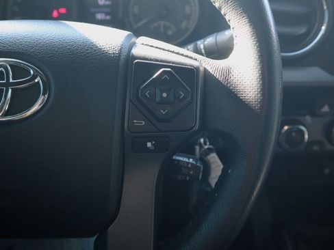 Used 2017 Toyota Tacoma TRD Off-Road w/ Tow Package image 22