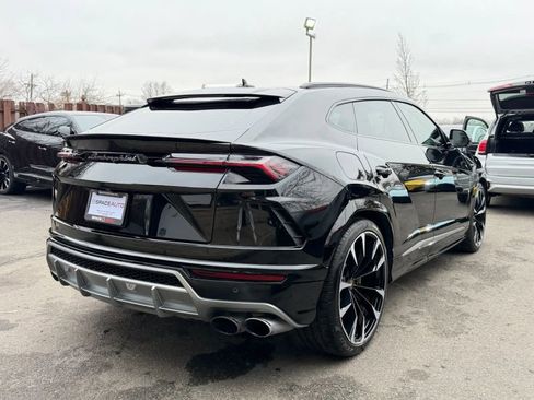 Used 2021 Lamborghini Urus image 4