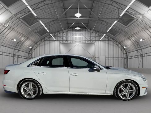 Used 2019 Audi S4 Premium Plus w/ Premium Plus Package image 3