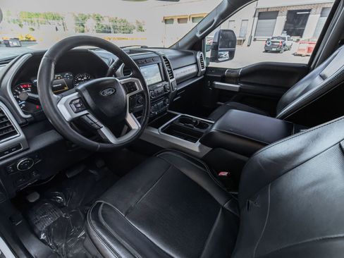 Used 2018 Ford F250 Lariat w/ Lariat Ultimate Package image 21