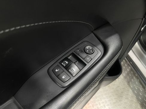 Used 2017 Dodge Challenger R/T Scat Pack w/ Dynamics Package image 16