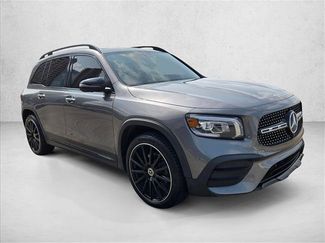 Used 2022 Mercedes-Benz GLB 250 video 3