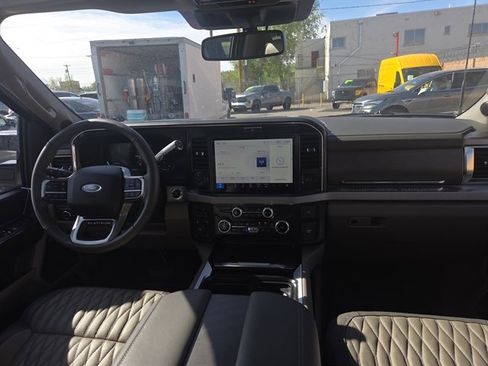 Used 2026 Ford F250 Platinum w/ Platinum Plus Package image 5
