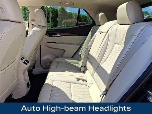 Used 2023 Buick Envision Avenir AWD/4WD image 18