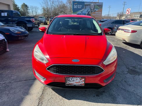 Used 2015 Ford Focus SE image 3