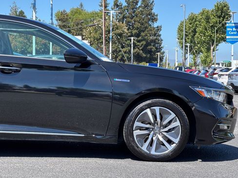 Used 2019 Honda Accord Touring image 35
