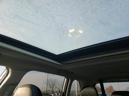 Certified 2024 Subaru Forester Limited image 27