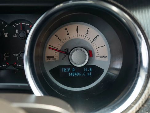 Used 2012 Ford Mustang GT Premium image 26