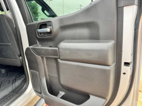 Used 2019 Chevrolet Silverado 1500 LT w/ All-Star Edition AWD/4WD image 34