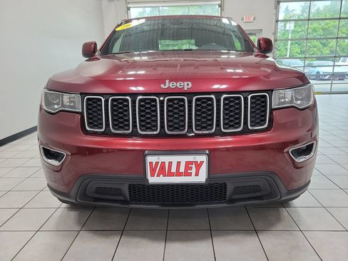 Used 2017 Jeep Grand Cherokee Laredo w/ Quick Order Package 23E AWD/4WD image 7
