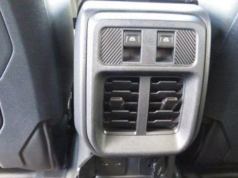 New 2025 Ford Bronco Big Bend w/ Black Diamond Package AWD/4WD image 16