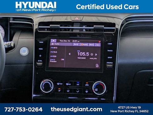 Certified 2022 Hyundai Santa Cruz SEL w/ Activity Package image 18