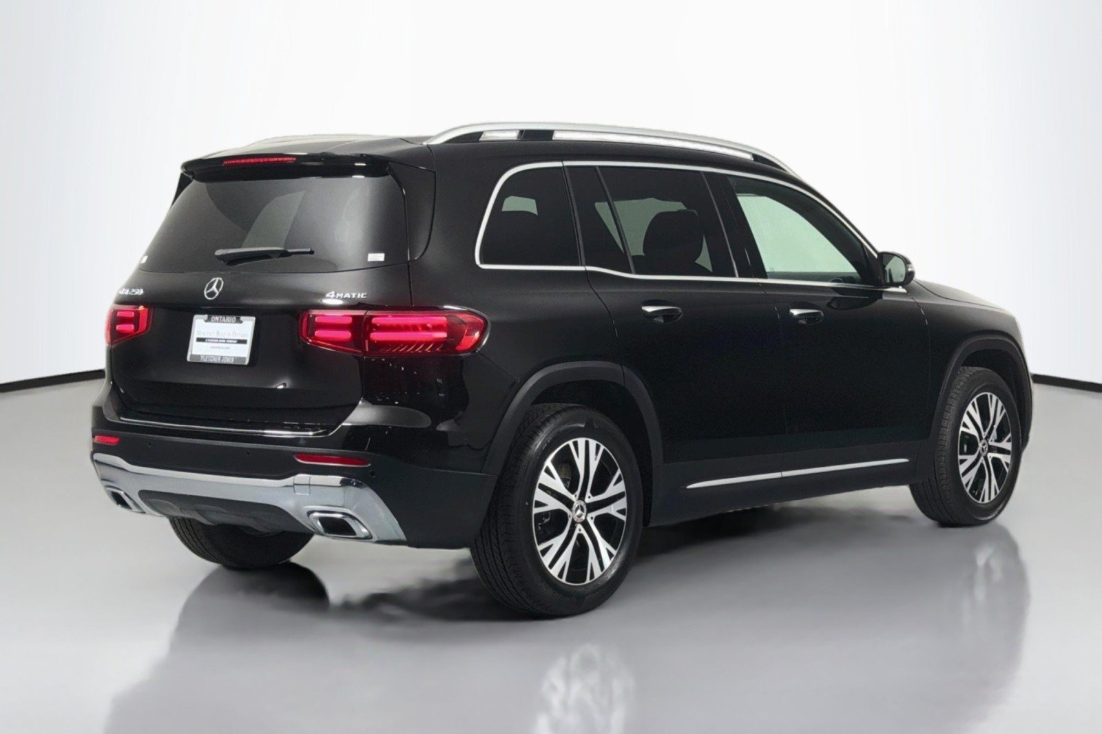Used 2024 Mercedes-Benz GLB 250 4MATIC image 12