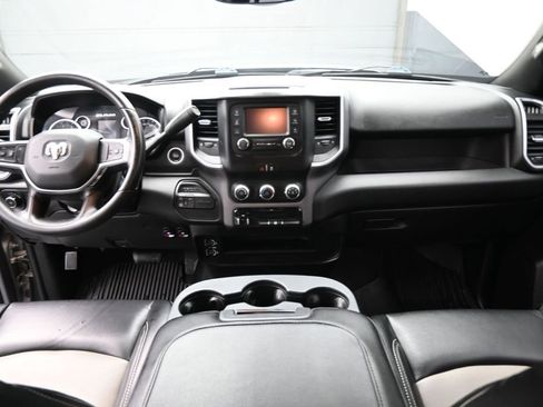 Used 2023 RAM 2500 Big Horn AWD/4WD image 25