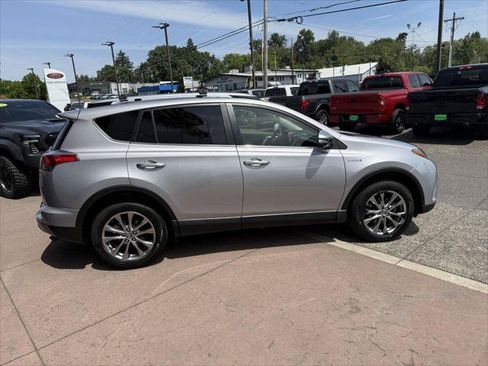 Certified 2017 Toyota RAV4 Limited w/ Advanced Technology Package AWD/4WD image 9