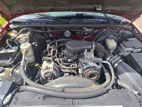 Used 2000 GMC Jimmy SLE AWD/4WD image 9