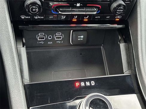 Used 2023 Jeep Grand Cherokee Altitude image 12