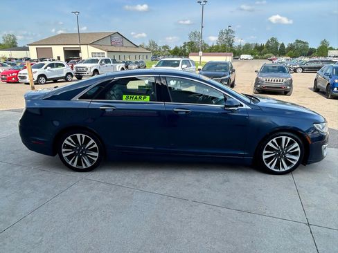 Used 2017 Lincoln MKZ Select w/ Climate Package AWD/4WD image 4