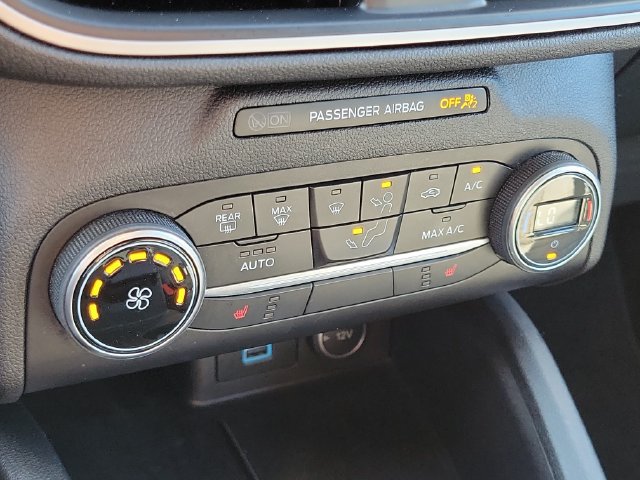 Used 2020 Ford Escape SE AWD/4WD image 23