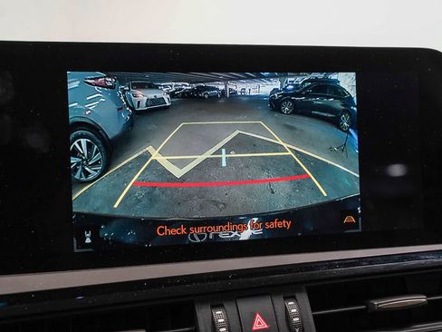 Used 2024 Lexus ES 300h w/ Premium Package FWD image 26