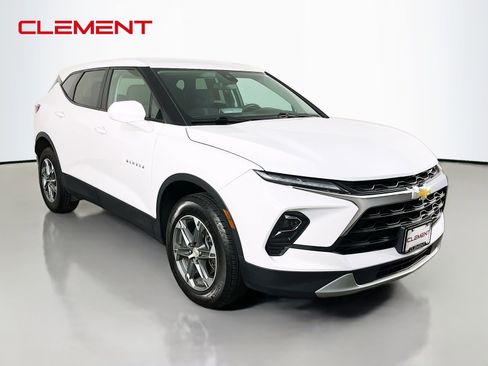 Used 2024 Chevrolet Blazer LT w/ LPO, Floor Liner Package FWD image 4