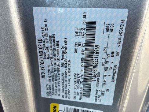 Used 2025 Ford Mustang Premium RWD image 31
