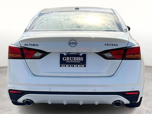 New 2025 Nissan Altima 2.5 SV w/ SV Special Edition Package image 8